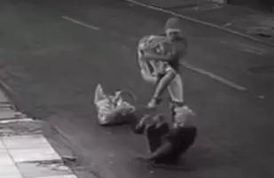 Idoso em situação de rua é hospitalizado após ser agredir com chutes e socos em Goiânia