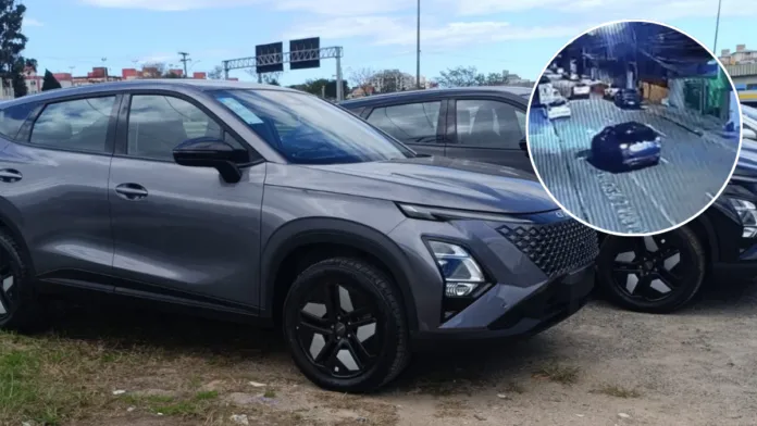 Crianças e adolescente furtam carro zero-quilômetro e alegam que aprenderam a dirigir no videogame em Florianópolis