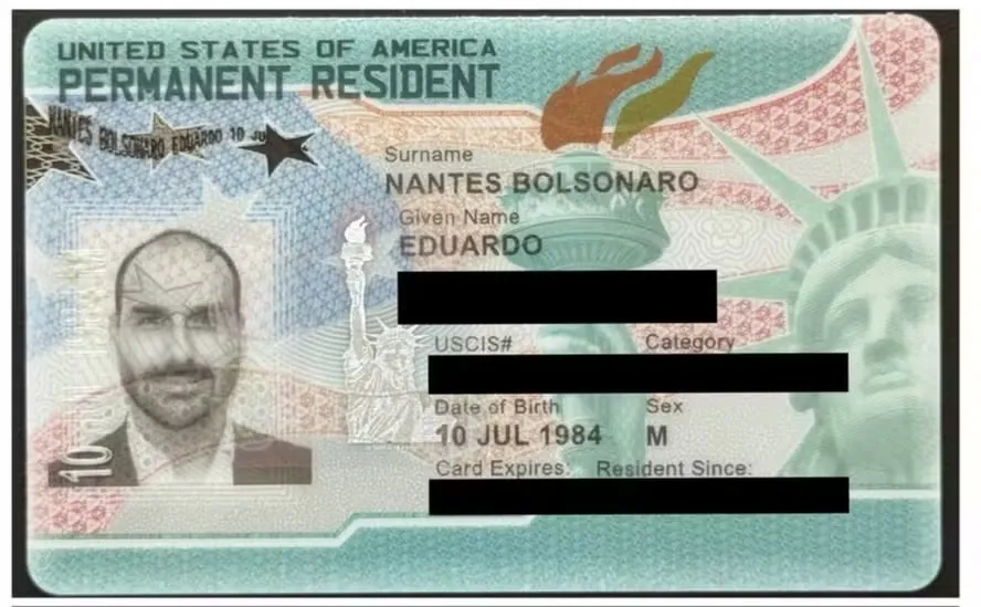 Eduardo Bolsonaro recebeu o Green Card — Foto: Reprodução