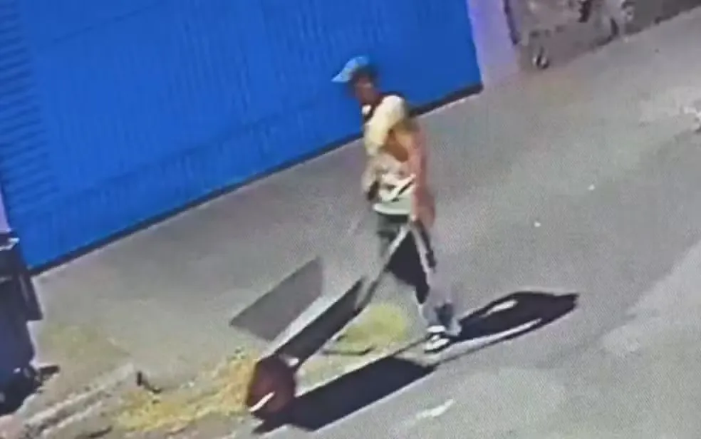 Homem é preso suspeito de matar companheira e transportar corpo em carrinho de mão por 1 km até lote baldio em Minaçu