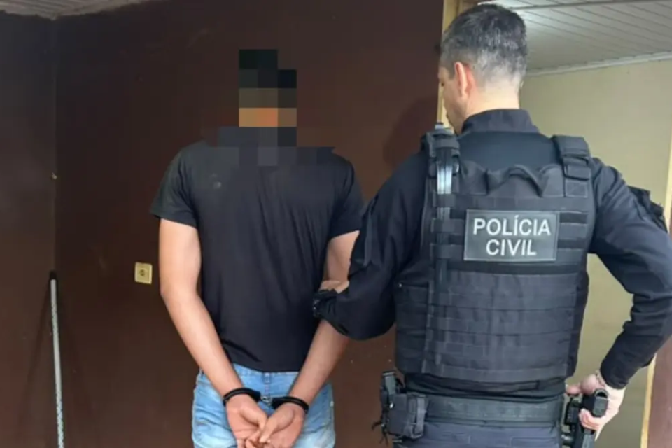 Polícia Civil cumpre mandados e prende quatro em operação contra pornografia infantil em Goiânia e Joviânia