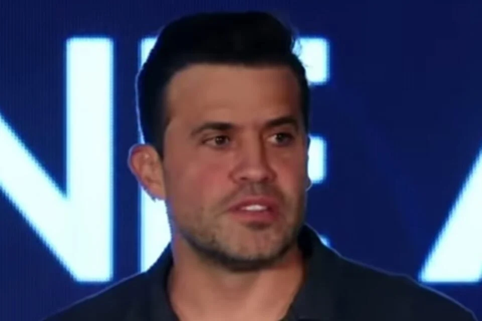 Pablo Marçal leva grupo de coaches para prova no Paraguai e precisa ser resgatado no Rio Paraná